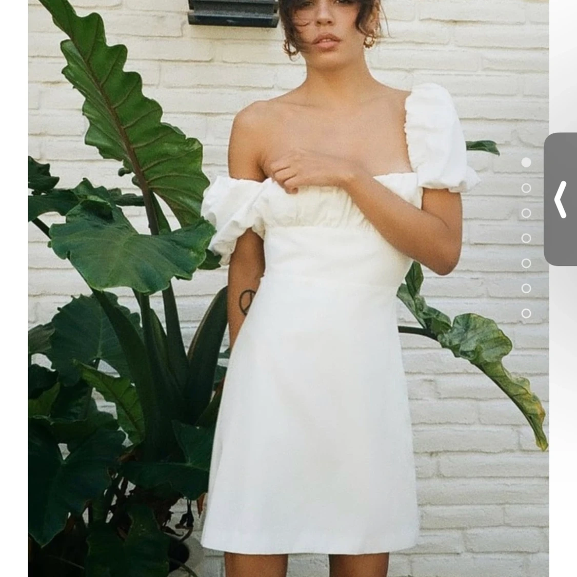 Säljer denna zara klänning i xs