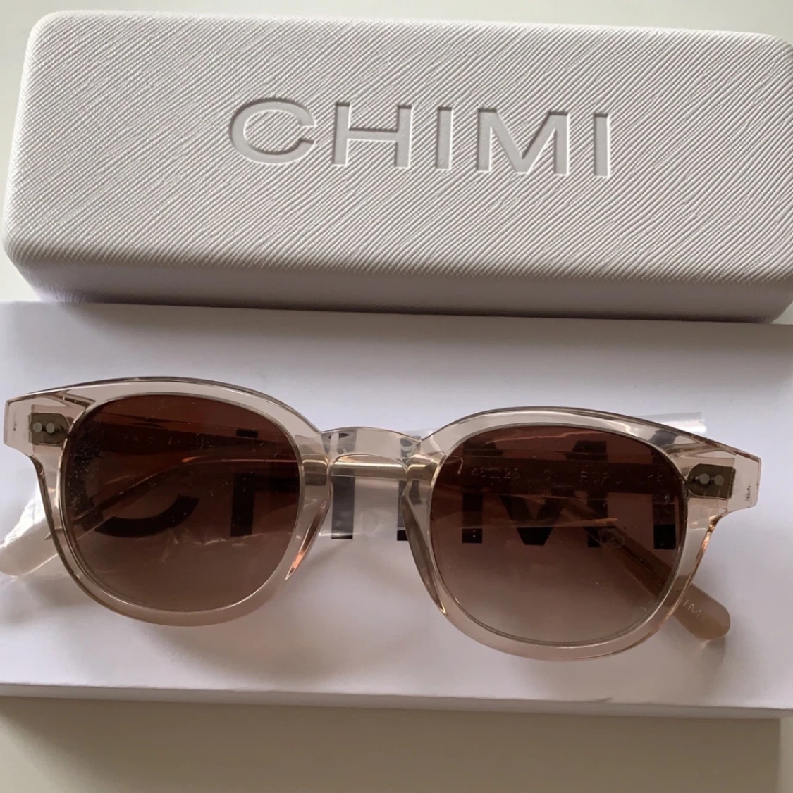 Chimi 01 solgalsögon 