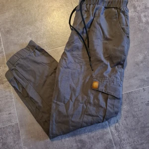 Snygga byxor - Snygga byxor, aldrig använda 