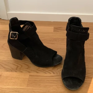 Klackskor  - Fina och sköna skor 