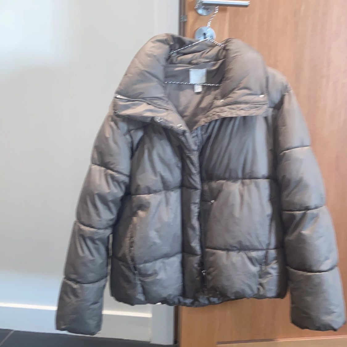 Trendiga H&M Jackan - 1