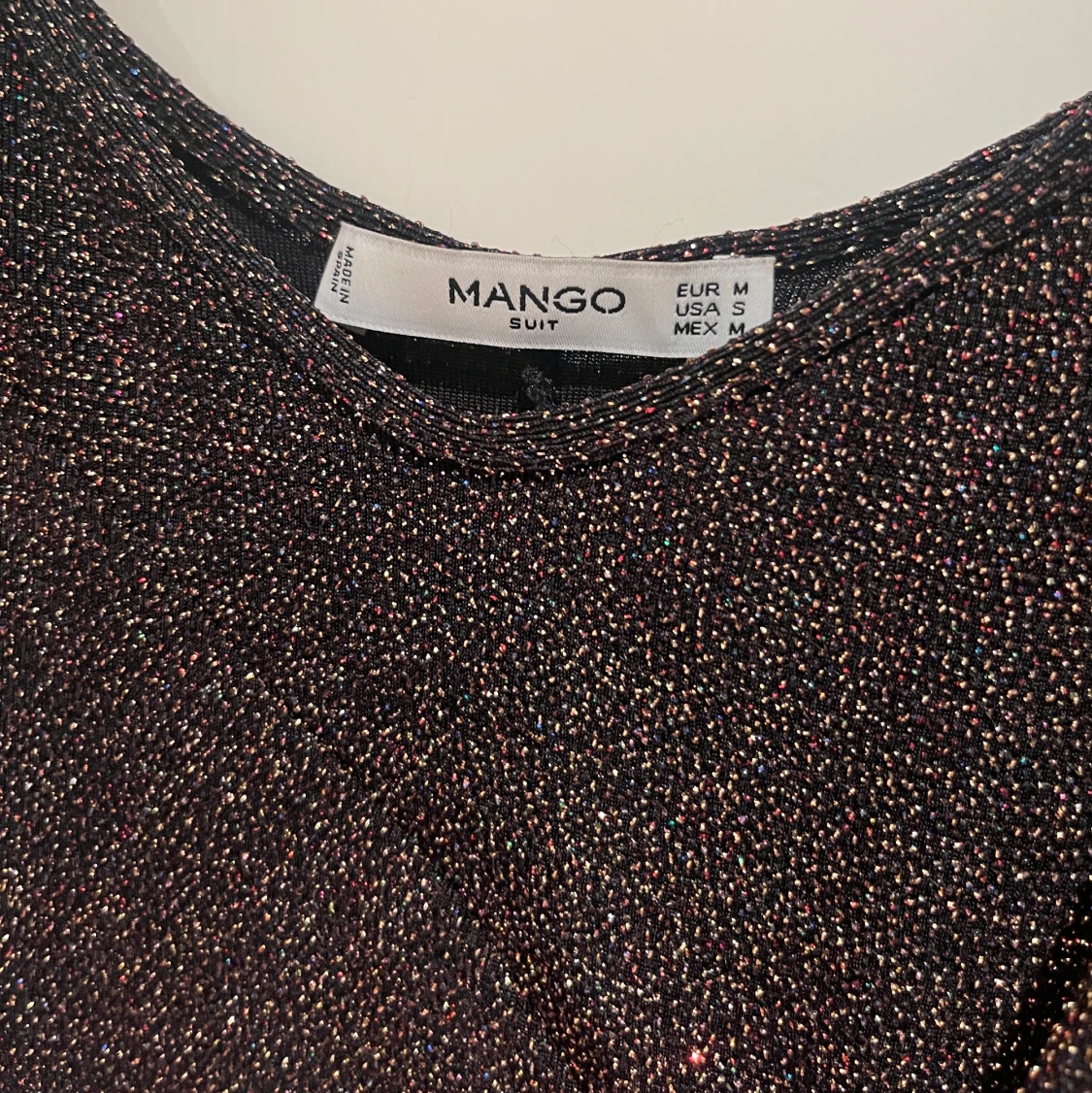 Glittrigt linne  - 91