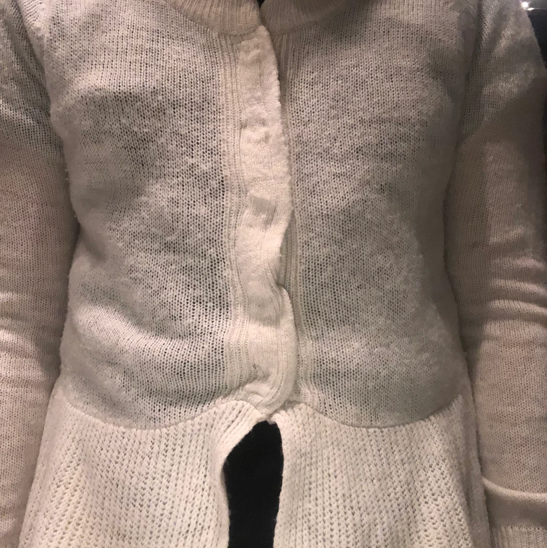 Vitt kofta med wn liten Kjol detalj