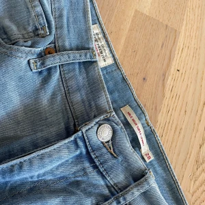 Skinny jeans  - Skit snygga knappt använda🪩