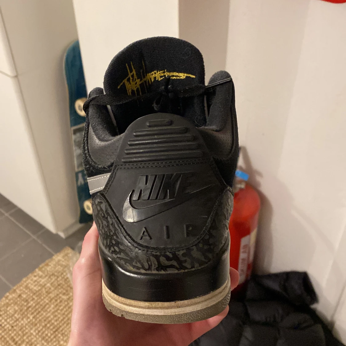 Jordan 3 black cement tinker - 90