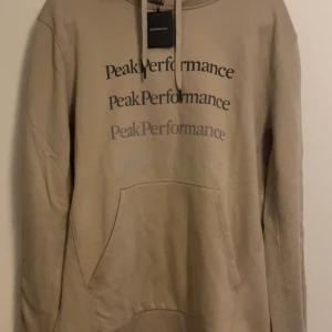 Peak performance Hoodie - Helt ny aldrig använd