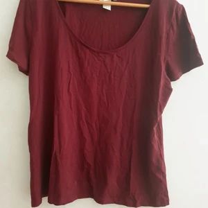 Basic top xL - Bekväm och lätt topp Basic helt enkelt. Funkar utmärkt både för medium och large också.