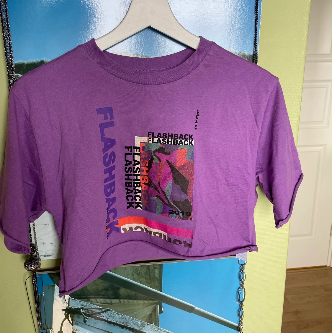 Kort T-shirt från ASOS  - 90