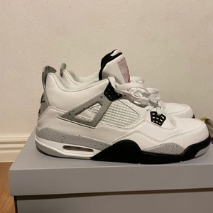 Jordans 4 - Säljer jordans 4