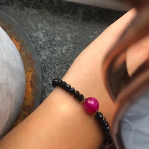 Armband - Köp ej om du är allergisk mot äkta/fejk