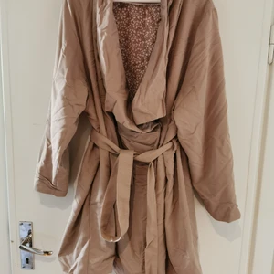 Kappa / jacka  - Jacka från hm beige 
