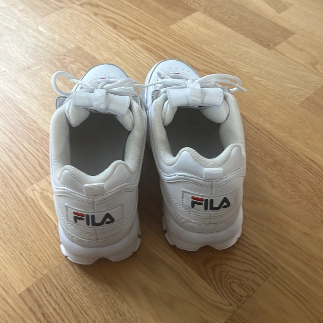 Fila skor - 2
