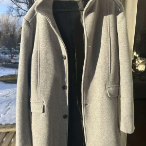 Selected homme kappa  - Säljer nu min kappa då jag inte använder den , den är i nyskick 