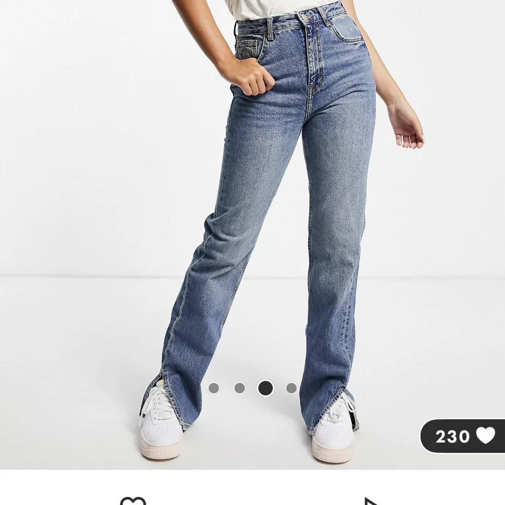 Jeans från pull & bear. Oanvända då jag köpte ett par till, prislappen sitter kvar. Storlek 38. Kan skicka fler bilder . Jeans & Byxor.