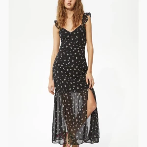 Sommarklänning - Supersöt klänning till sommaren! Använd 1 gång🌸🌸