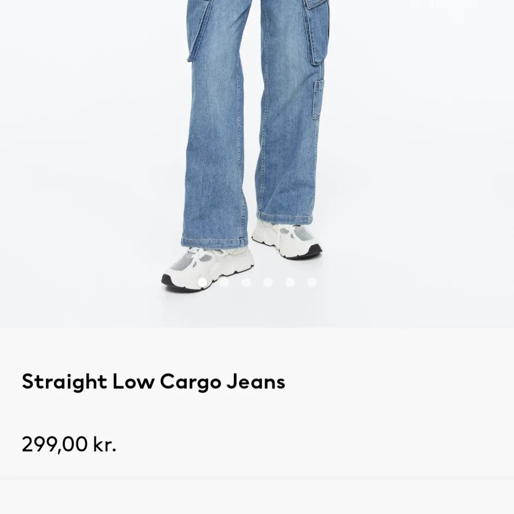 Cargo jeans från hm. Nypris: 300kr. Jeans & Byxor.