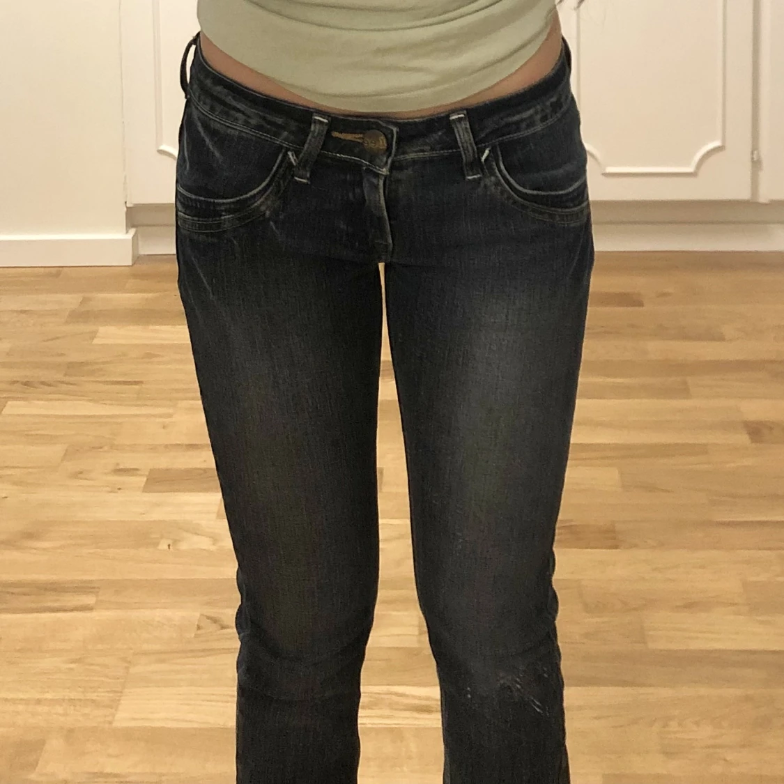 Lågmidjade bootcut jeans