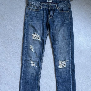 Jeans  - Använd men i bra skick. size s eller 36 