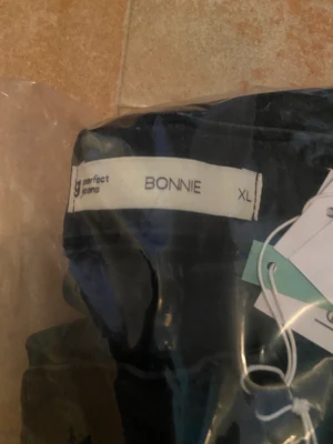 Gina jeans  - Stl Xl nya i förpackning 