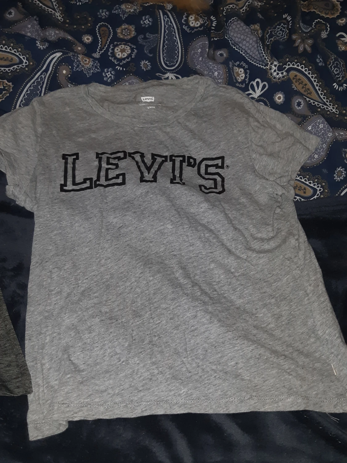 Levis o adidas  - 90