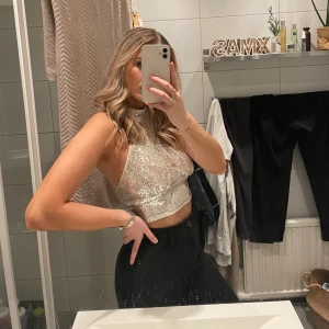 Glittrig topp - Jättesnygg festtopp