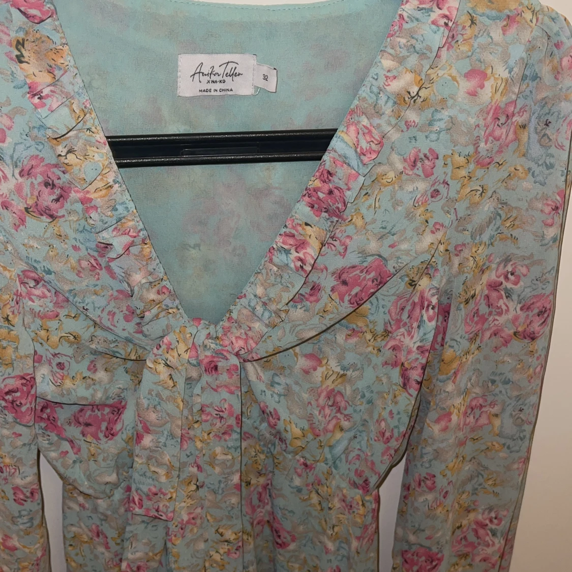 NA-KD klänning - 90