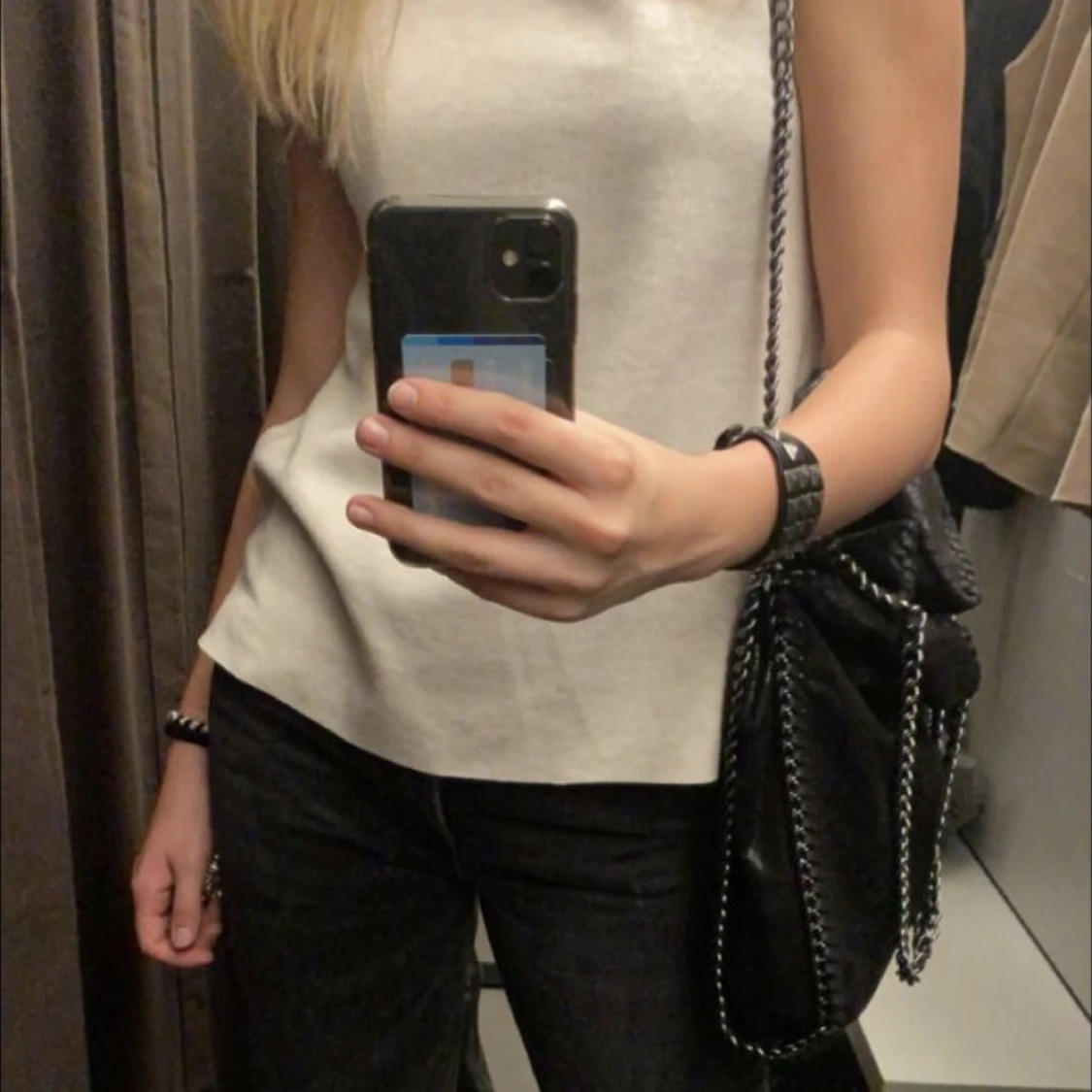 Svart tiamo väska - 90