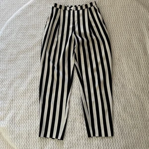 Monki byxor - Byxor från Monki storlek 36. Knappt använda.