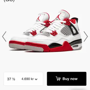 Ett par röda Jordan 4 skor i storlek 38, använda 2-3 gången❤️ nypris 4690❤️ kan tänka mig att sänka priset lite❤️