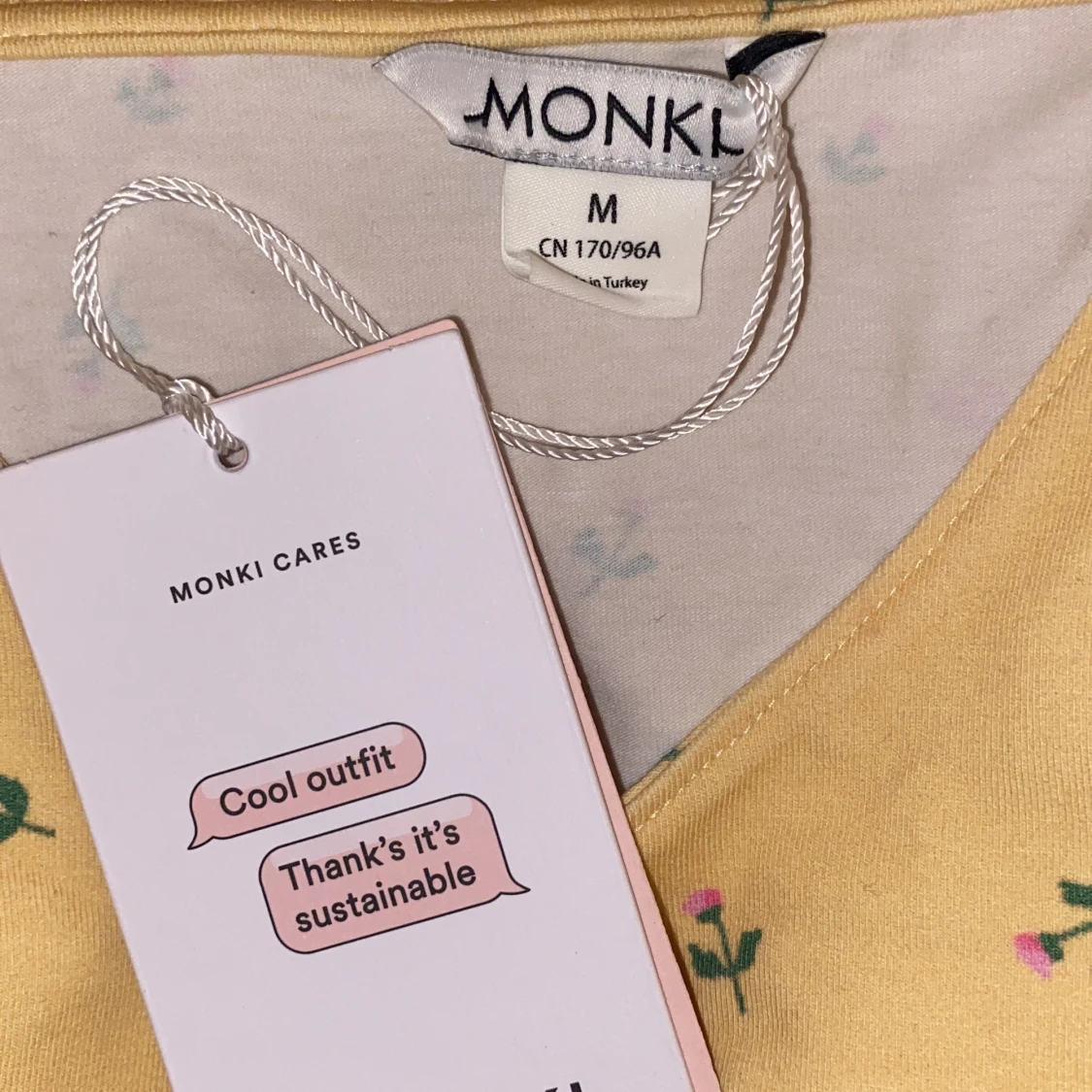 Helt nytt MONKI linne - 91