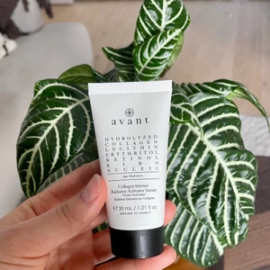 Avant serum  - Helt oanvänd serum från avant. Kostar 880kr på lyko på rea (se sista bild). Frakt ingår! 