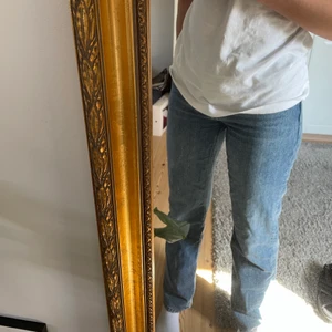 Jeans  - Ett par jätte snygga jeans från zara! Men dem är för små för mig!