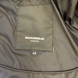 44men ser ut som 40-42 - Rockandblue Använde inte mycket jag köpte den förra året