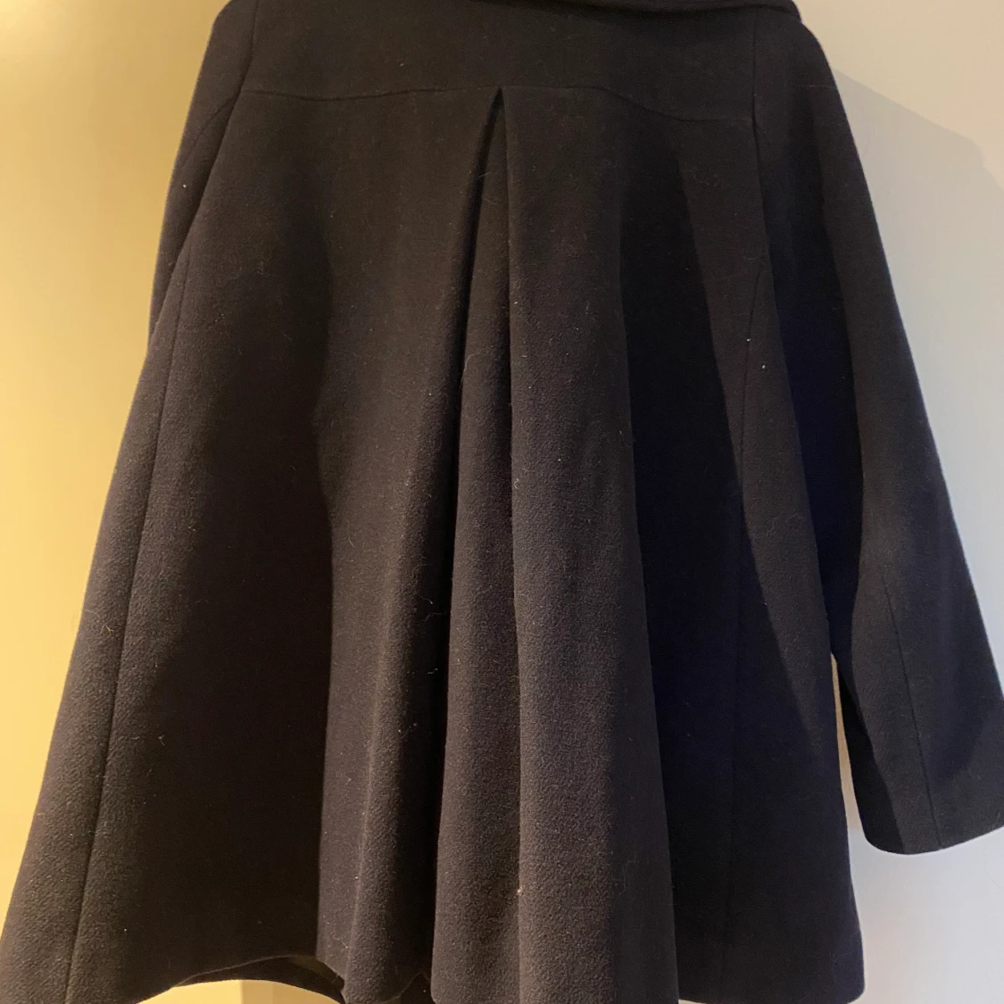 Mörkblå kappa - 90