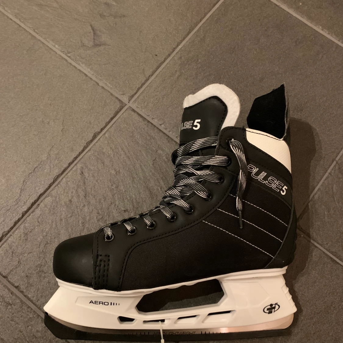 Pulse 5 Skridskor  - 91