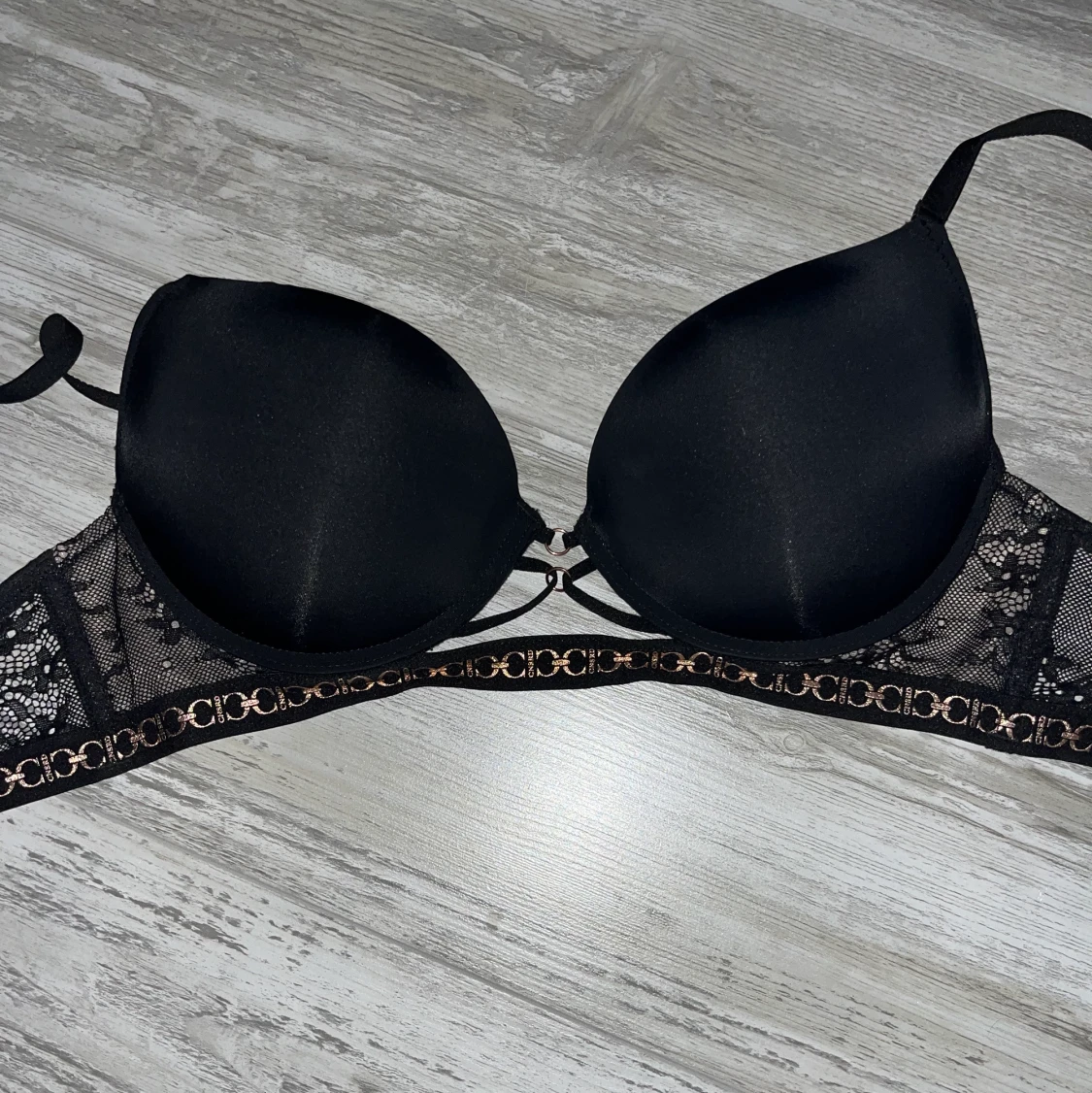 Skitsnygg oanvänd bh