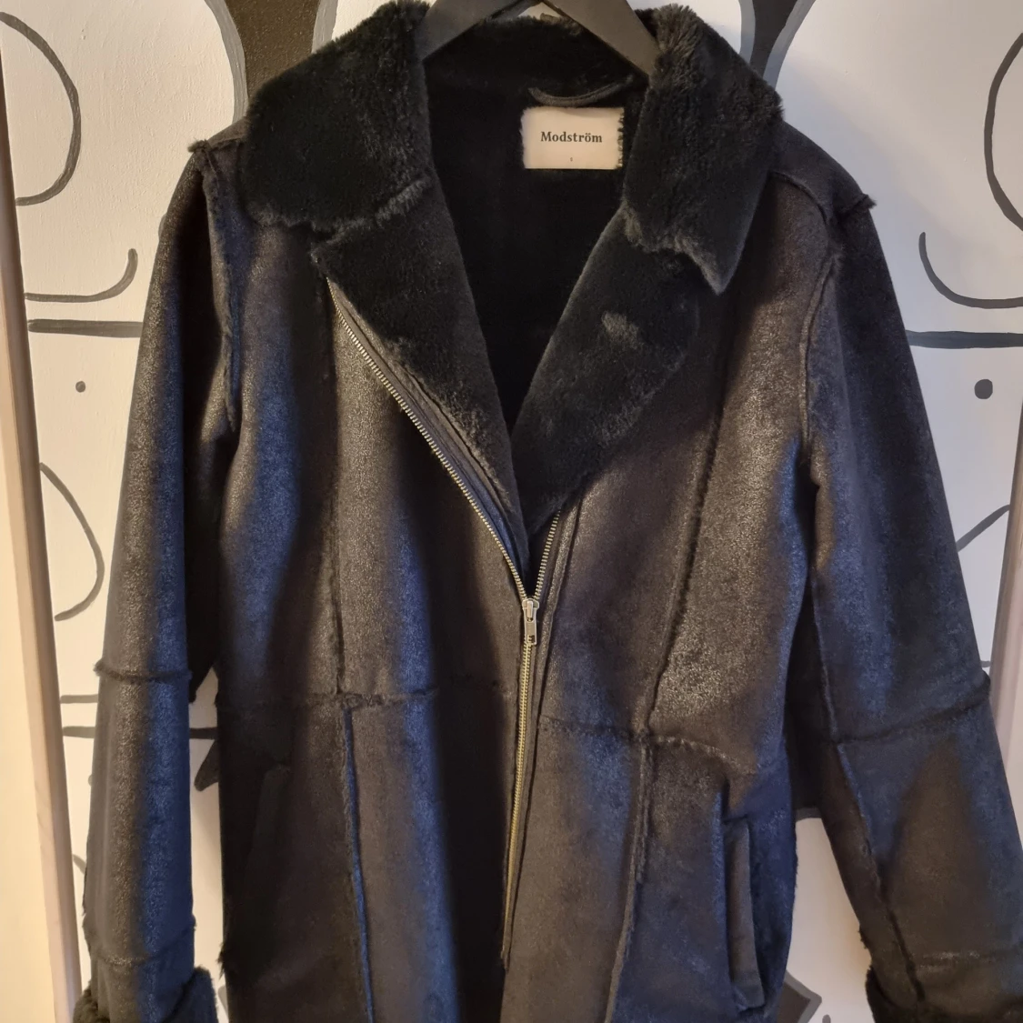 Underbar Modströms pälsjacka S