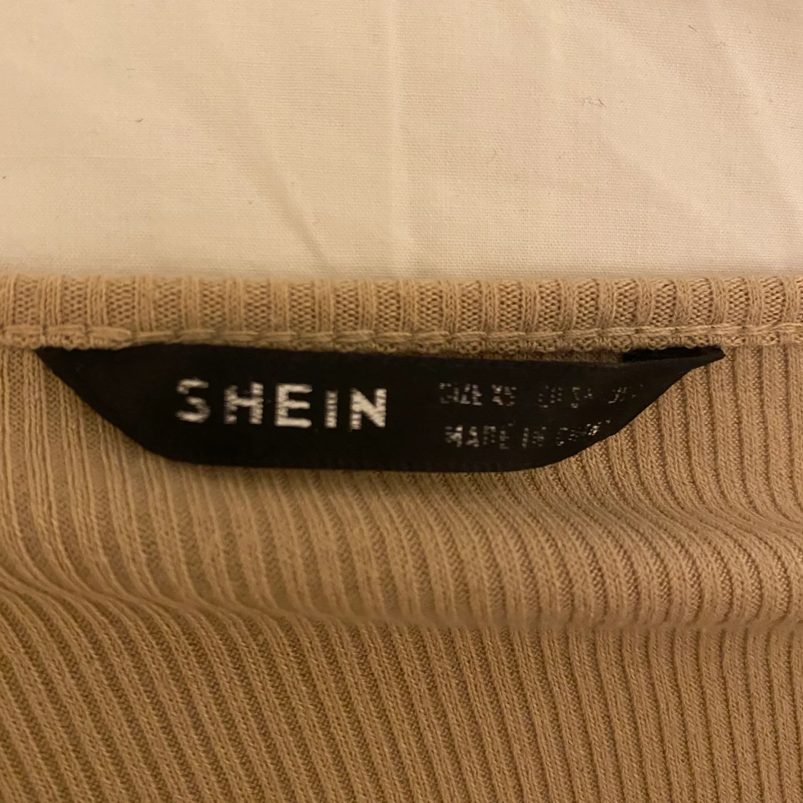 Jätte söt topp  - 91