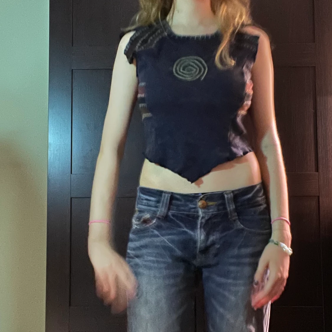 Tröja från sol och måne