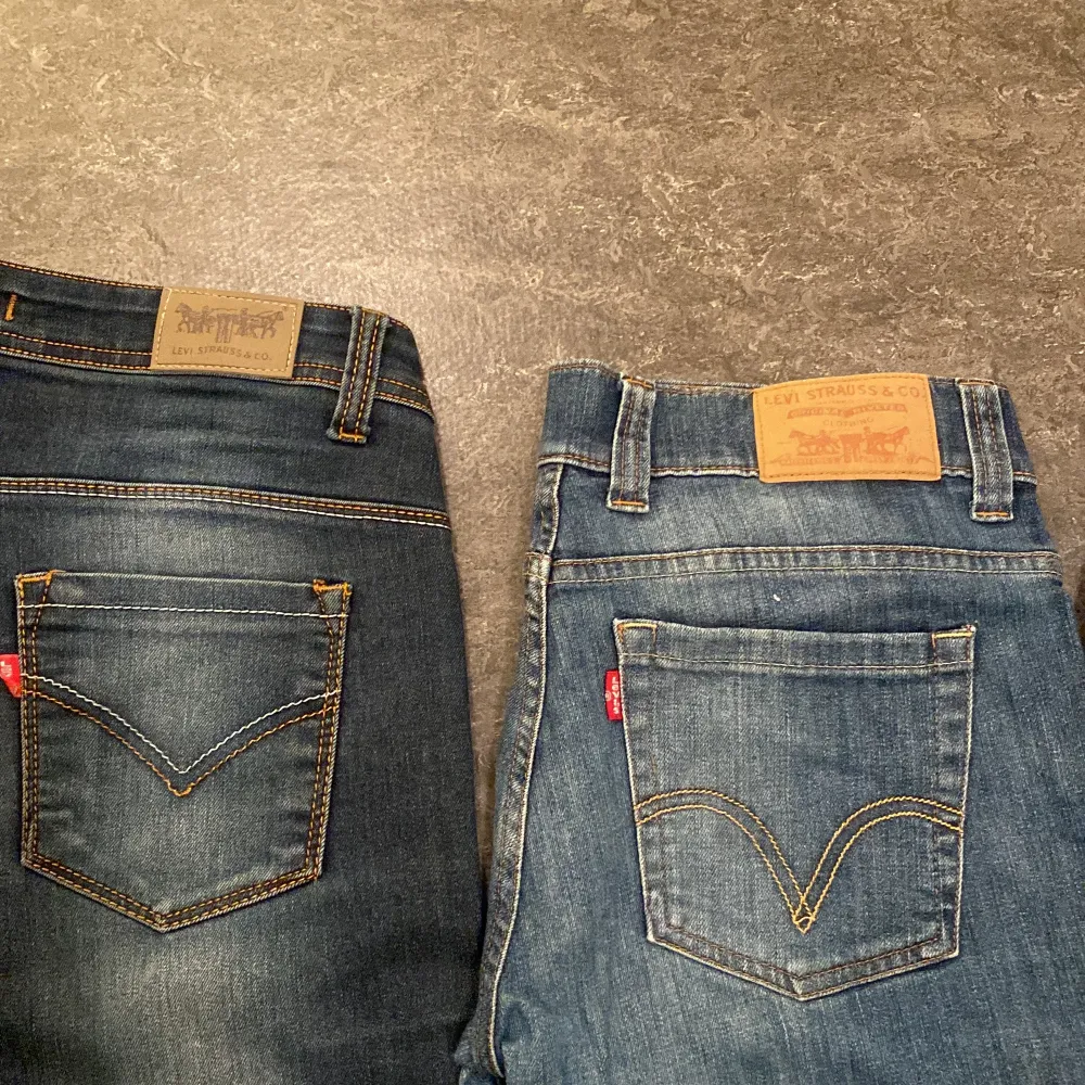 1. Levis jeans i storlek w31 L32 dom är slim jeans bra skick 9/10. 2. Levis jeans w30 L 32 slim jeans också. 3. G-star jeans i storlek w31 L32 dom är bra skick och har en silvrig g-star logga i höger fram ficka 4. Lee slim jeans 31 33 (kan köpas separat) . Jeans & Byxor.