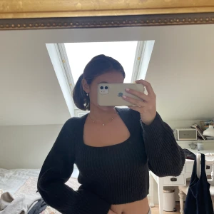 Zara tjocktröja - Så snygg stickad topp från zara! Aldrig använd! Nypris 359! 