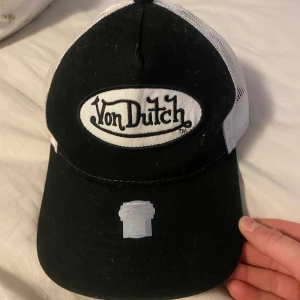 X - begagnad vondutch keps, clean & snygg! 250kr + frakt <3 
