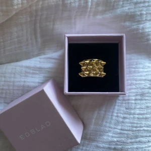 Edblad ring - Superfin ring från edblad som inte kommer till användning tyvärr, storlek 18.5