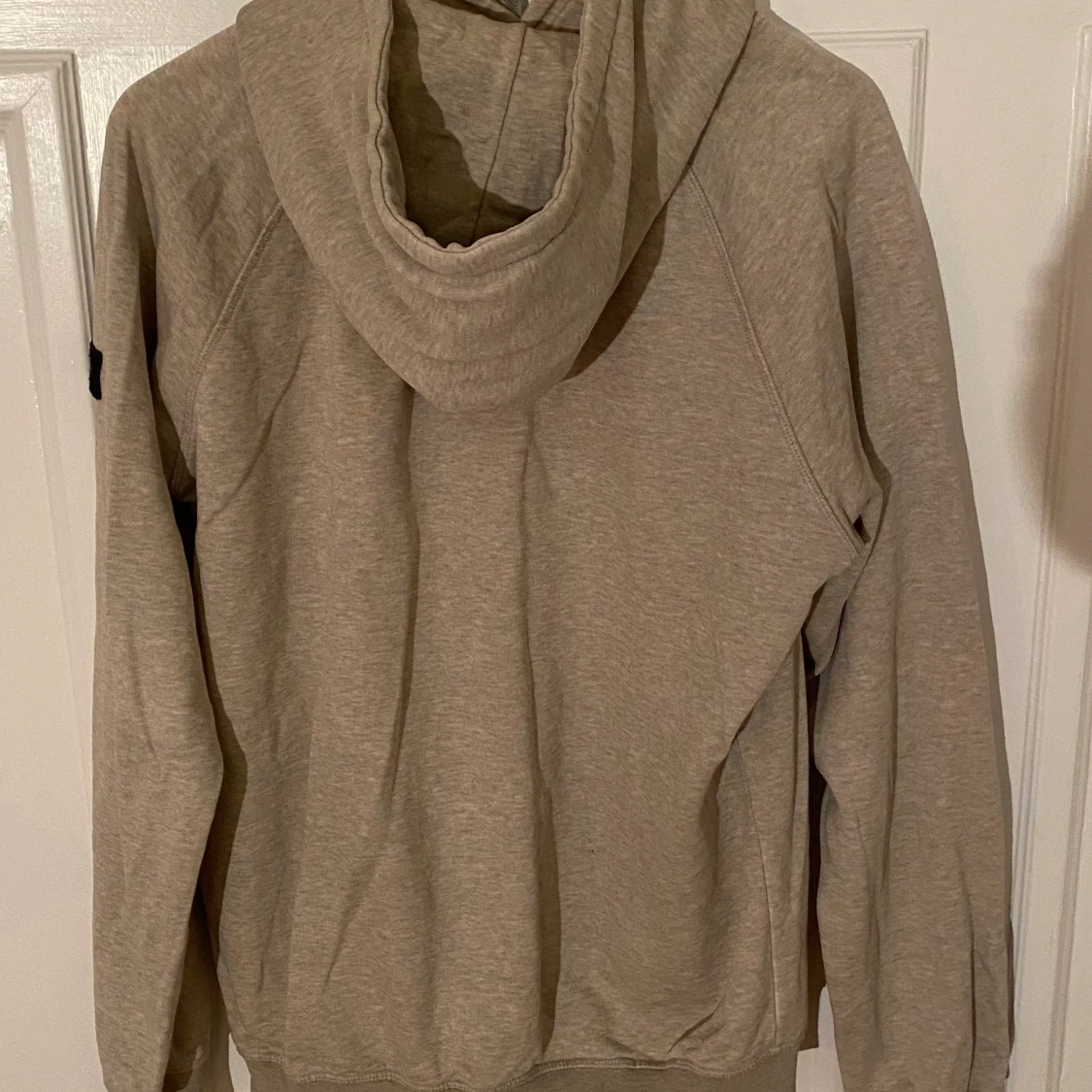 Le Fix “Jasperhood”, Large. - 90