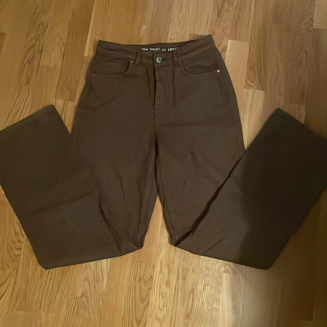 Snygga bruna jeans - 91