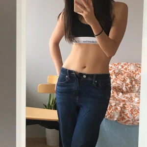 Mid Rise Jeans - Jätte snygg mid rise jeans <3 