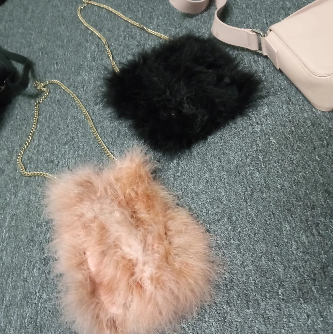 Fuskpäls väska 