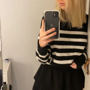 stickad tröja - Superfin stickad tröja ifrån h&m, köpt förra året❤️
