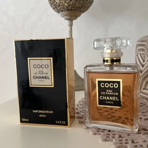 Chanel parfym - Chanel parfym enligt bild, knappt använd inte min doft