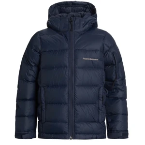 Peak performance jacka - Peak performance vinter jacka, storlek S. Helt i nyskick, tänker 1200kr + 66kr frakt. Tryck inte på köp nu!!   